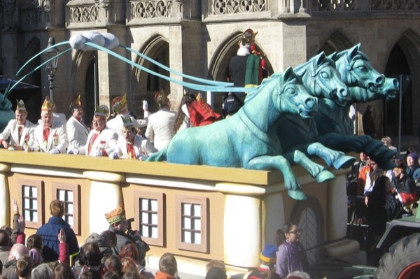 <span>Brunonia<br>2010<br>Braunschweiger Karneval-Gesellschaft von 1872 e.V.</span>