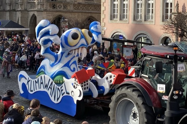 <span>Klimawandel<br>2023<br>Komitee Braunschweiger Karneval</span>