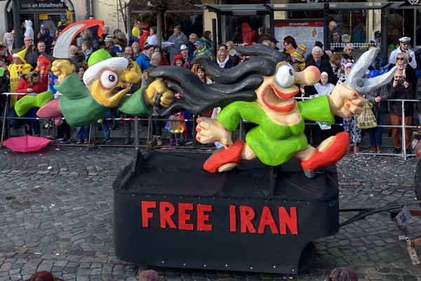 <span>Free Iran<br>2023<br>Komitee Braunschweiger Karneval</span>