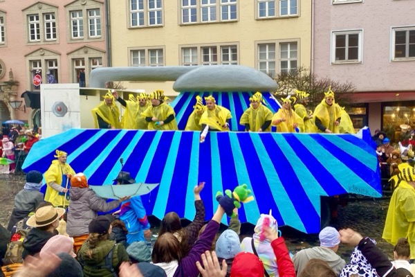 <span>Dusche<br>2024<br>Begau KG</span>