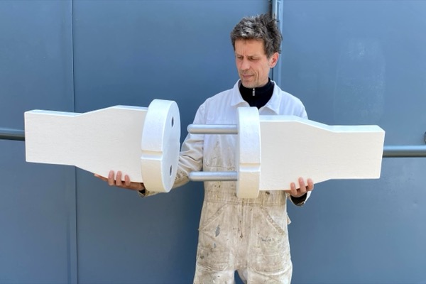 Werbeobjekt „Stecker“<span>Styropor, Farbe</span>